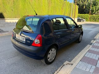 Renault Clio 2003