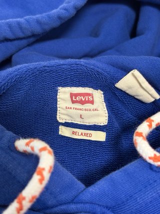 Sudadera Levi's azul con capucha