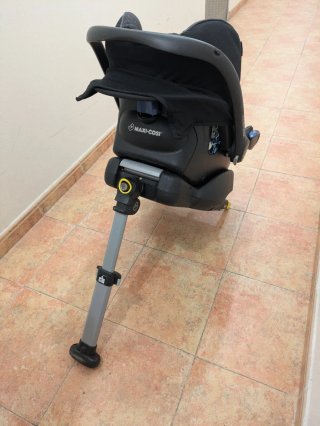 Maxi Cosi + base isofix + adaptadores Bugaboo