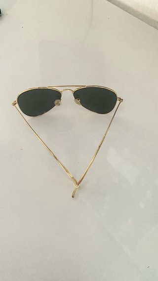 Gafas de sol Ray-Ban Aviator doradas y azules