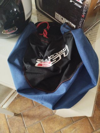 Casco LS2 Negro Blanco y Dorado