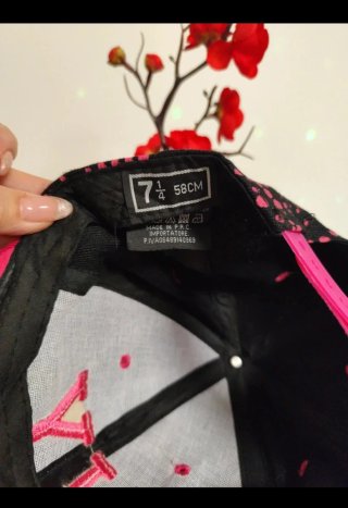 Berretto NY nero e fucsia