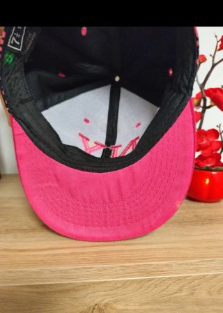 Berretto NY nero e fucsia