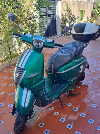 Peugeot Django 2022 - 6253 km