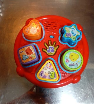 Tambor musical infantil VTech con formas