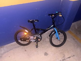 Bicicleta infantil Btwin da 16 pollici