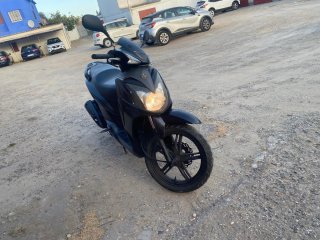 Moto Scooter SYM 2003 Negra/Roja
