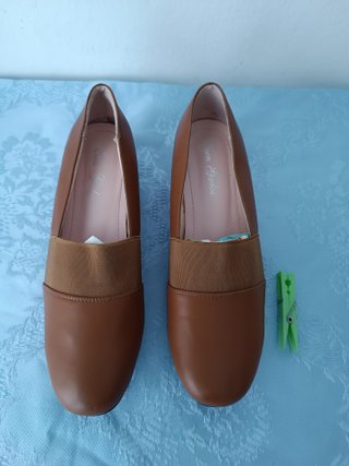 Zapatos cómodos número 40