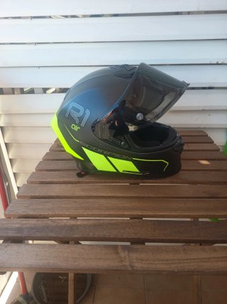 Casco Scorpion R1 Air