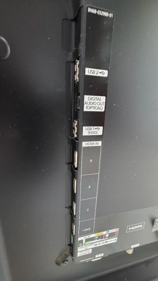 Televisor Samsung 40" UE40D5000PW