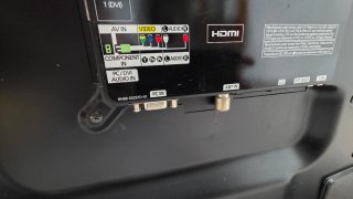 Televisor Samsung 40" UE40D5000PW