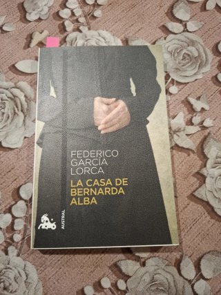 La casa de Bernarda Alba (Spanish Edition)