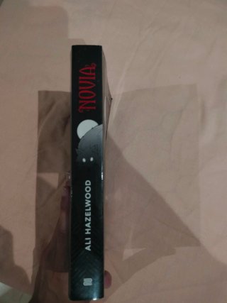 Libro Novia de Ali Hazelwood