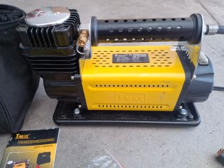 Compresor Aire Portátil T-Max 12V