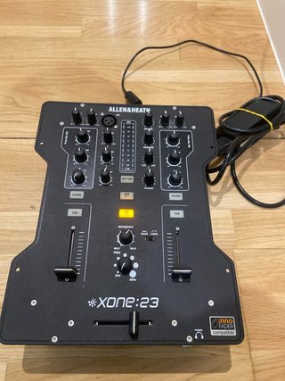 Allen & Heath Xone 23 Mesa Mezclas DJ