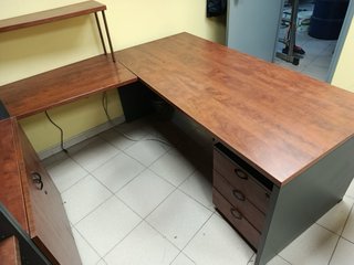 Muebles de oficina madera y metal