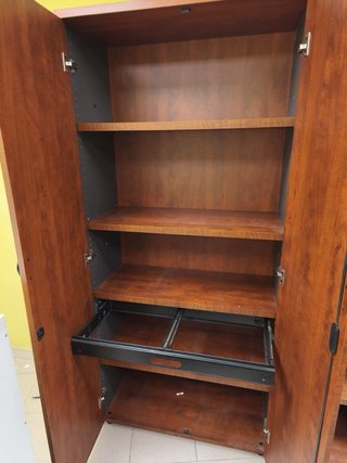 Muebles de oficina madera y metal