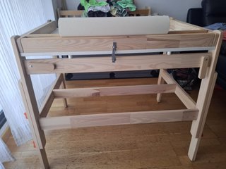 Mesa de estudio IKEA de madera