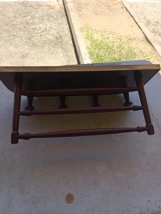 Perchero Madera Vintage con Estante Dorado