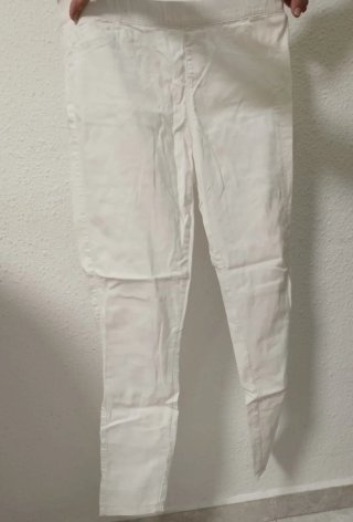 Pantalón blanco