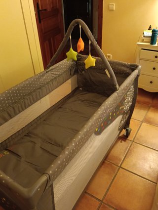 Cuna de viaje como nueva