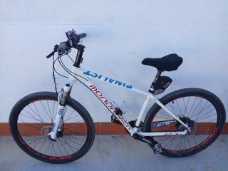 Bicicleta Montaña Blanca FINALIST