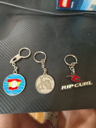 Lote 3 llaveros: España, Colines y Rip Curl