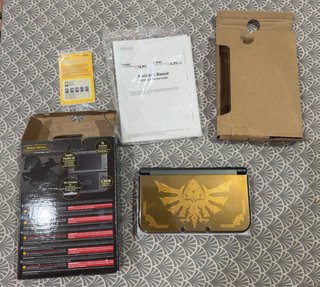 Nuovo Nintendo 3DS XL Edizione Hyrule Dorata