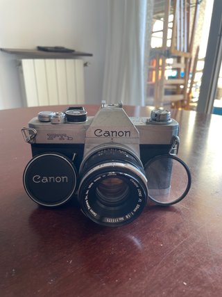 Canon FTb con objetivo 50mm f/1.8