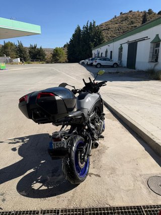 Yamaha Tracer 700 Gris y Azul