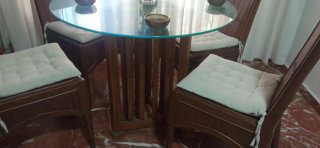 Mesa de cristal y madera diseño artesanal