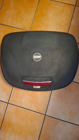 Baúl Moto Givi 47L
