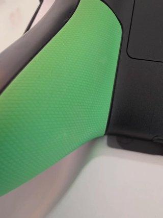 Mando Xbox Series Edición Especial 20 aniversario.