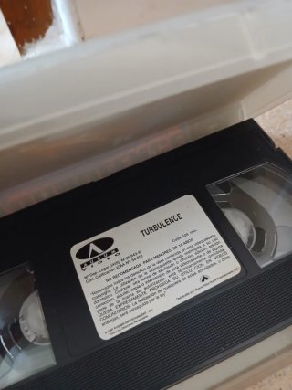 Turbulence VHS Película de Acción y Suspense