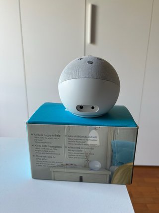 Echo Dot 4 con Orologio Bianco