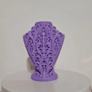 Busto gótico barroco para exhibir collares
