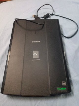 Scanner Canon CanoScan LiDE 100