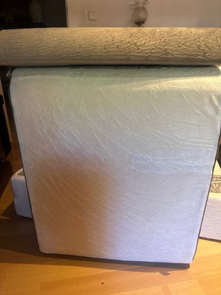Respaldo y apoyabrazos para cama