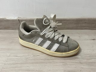 Adidas Campus Grises y Blancas