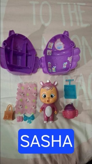 Bebé llorón Sasha con todos los accesorios