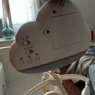 Móvil Cuna Fisher-Price Nubes y Arcoíris