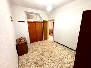 Primer piso con 4 habitaciones y 3 terrazas