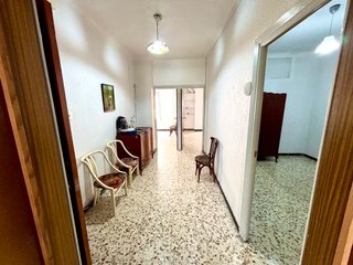 Primer piso con 4 habitaciones y 3 terrazas