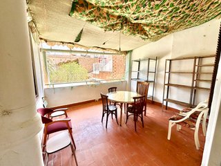 Primer piso con 4 habitaciones y 3 terrazas