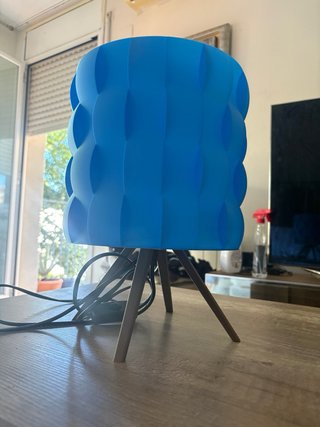 Lámpara de diseño azul moderna