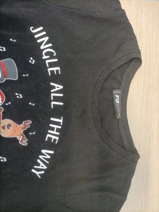 Camiseta FB Sister Estampado Navideño