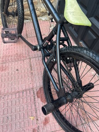 Bicicleta BMX Negra