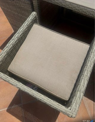 Mesa de jardín ratán con tapa cristal