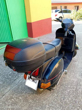 Vespa TX 200 Elestar Negra