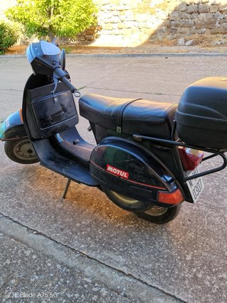 Vespa TX 200 Elestar Negra